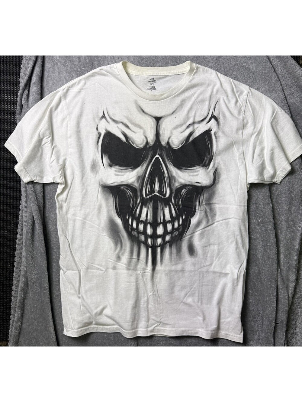 Halloween Skull T Shirt Mens XL White Gothic Horror Biker Grunge Graphic Tee